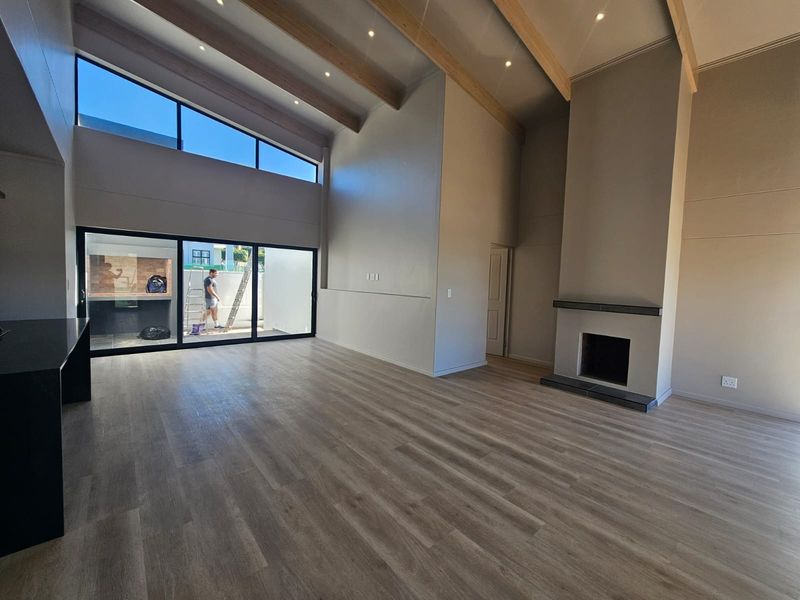 Newly Built Coastal Home – Walk to Blue Flag Beach in Stilbaai Duine - Photo 10