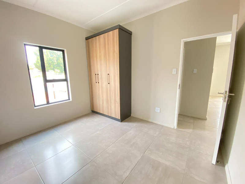 Modern 2-Bed, 2-Bath Apartment at The Austin - Photo 10