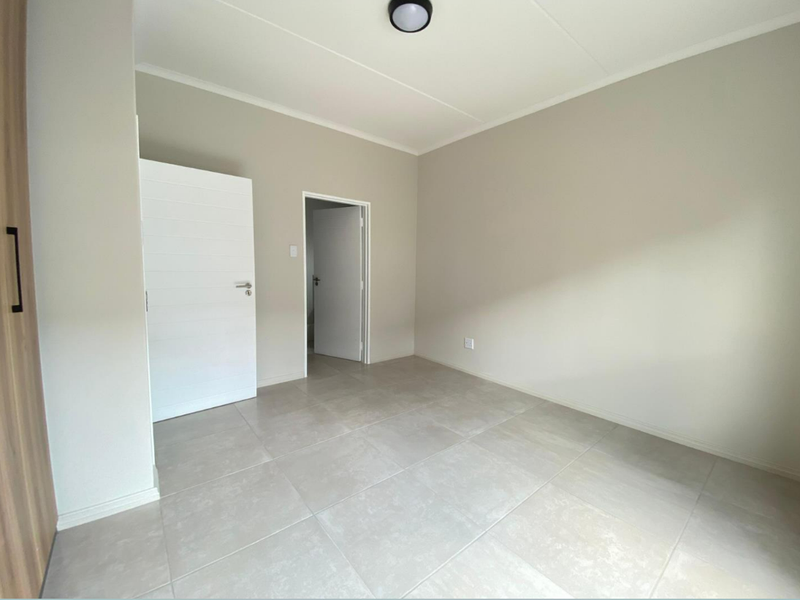 Modern 2-Bed, 2-Bath Apartment at The Austin - Photo 7