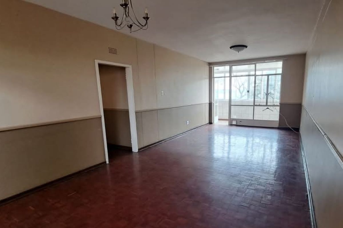 Lovely 100sqm lake view apartment in Everglade Gardens in Denlee - Photo 5