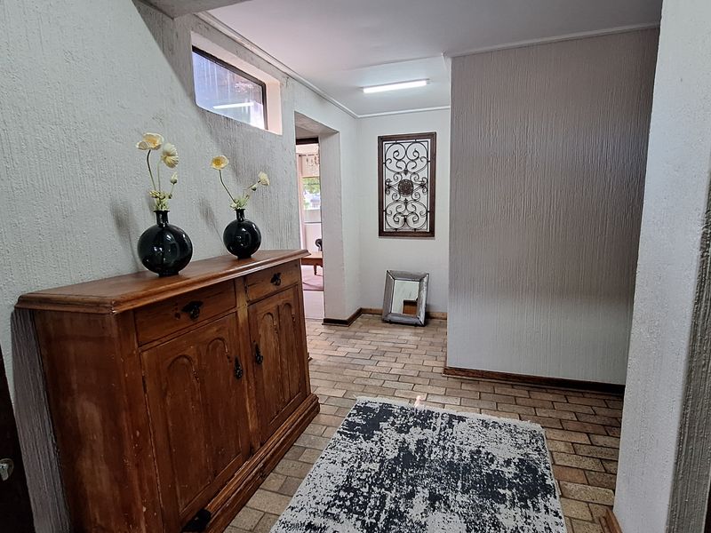 Beautiful family home in green area for sale - Photo 4