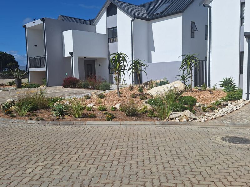 Beautiful 2 -  bedroom flt to rent Stilbaai - Photo 3