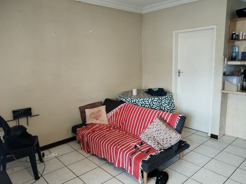 Apartment For Sale In Potchefstroom - Photo 4