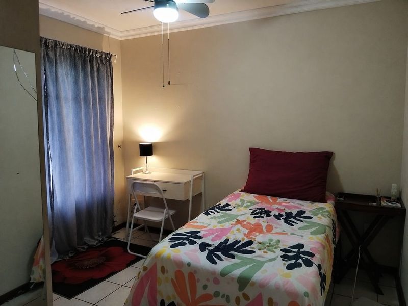 Apartment For Sale In Potchefstroom - Photo 8