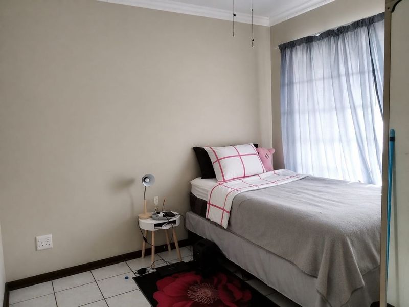 Apartment For Sale In Potchefstroom - Photo 6