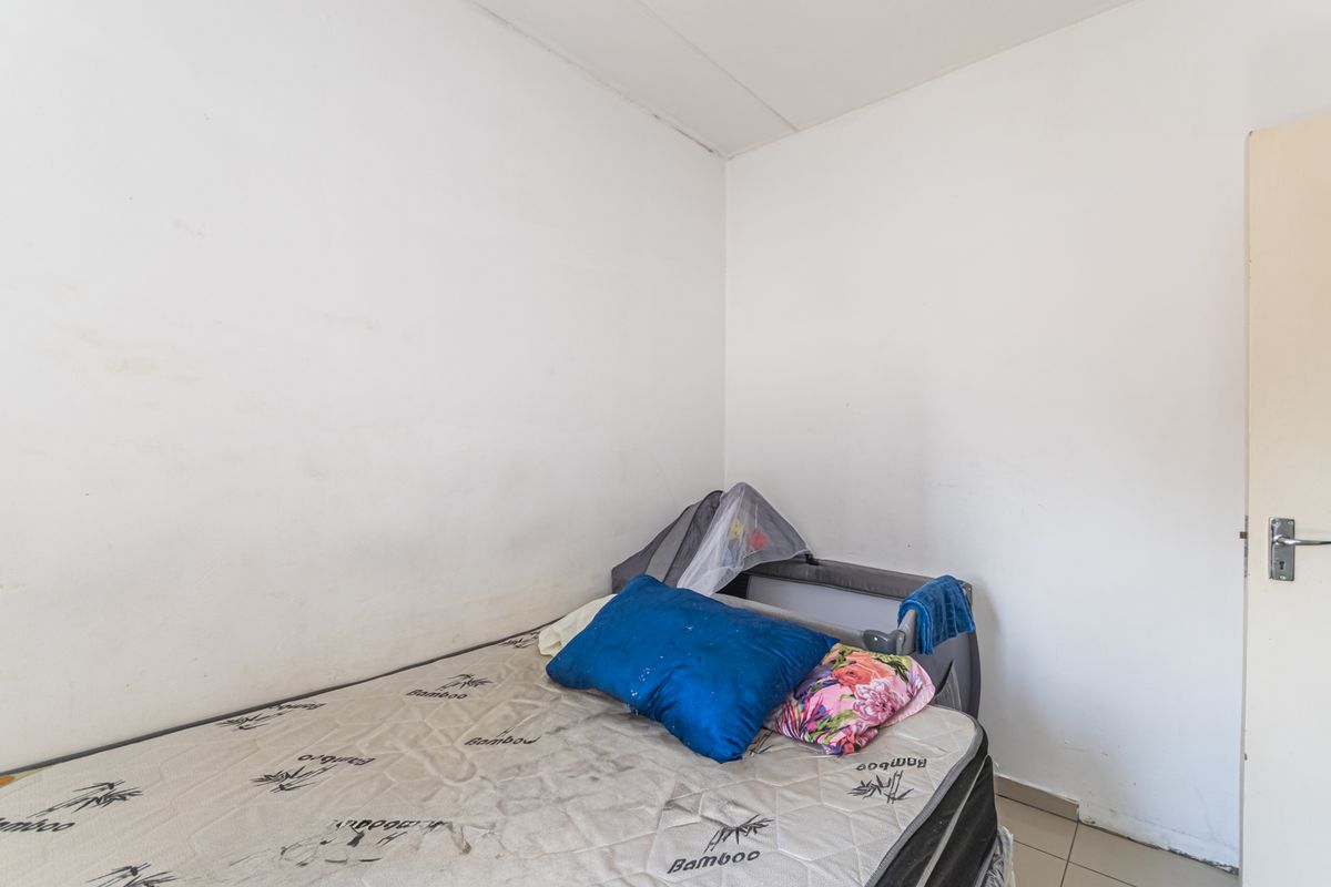 Modern 2-Bedroom Apartment in Emfuleni Heights – Perfect for First-Time Buyers! - Photo 5