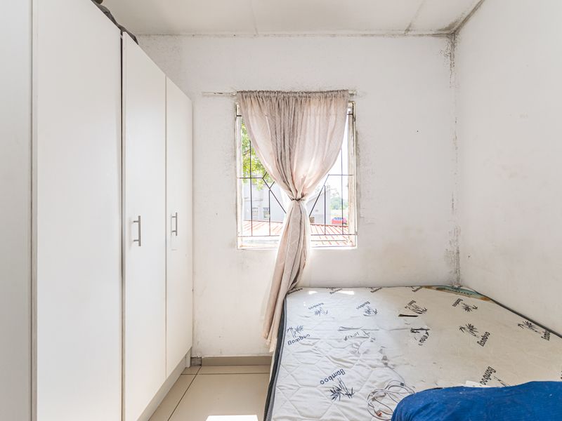 Modern 2-Bedroom Apartment in Emfuleni Heights – Perfect for First-Time Buyers! - Photo 6