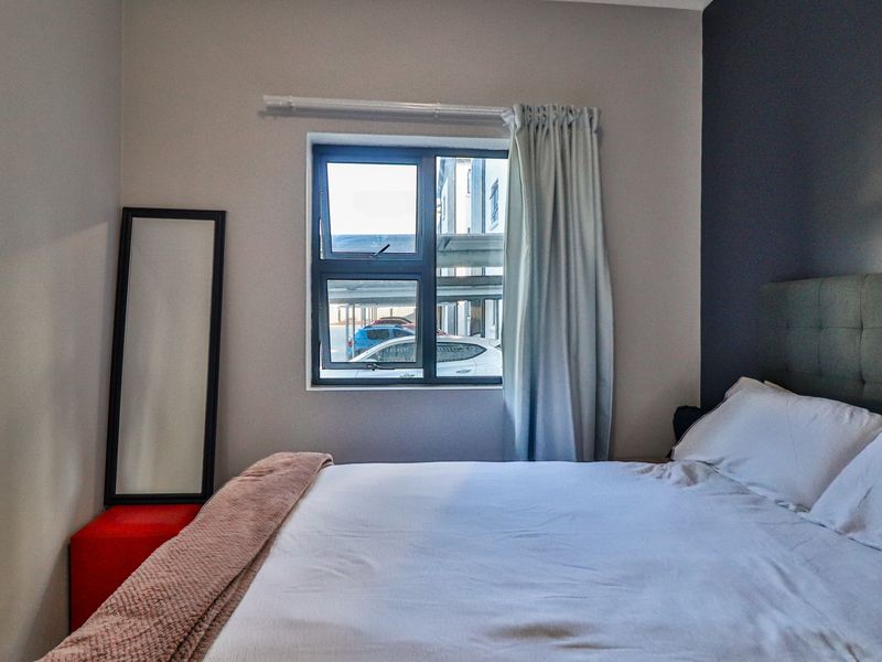 One Bedroom Apartment for Sale - Photo 3