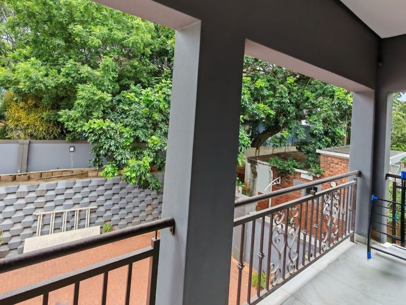 Modern 2 bedroom apartment in Herrwood Park on shared Property - Photo 8