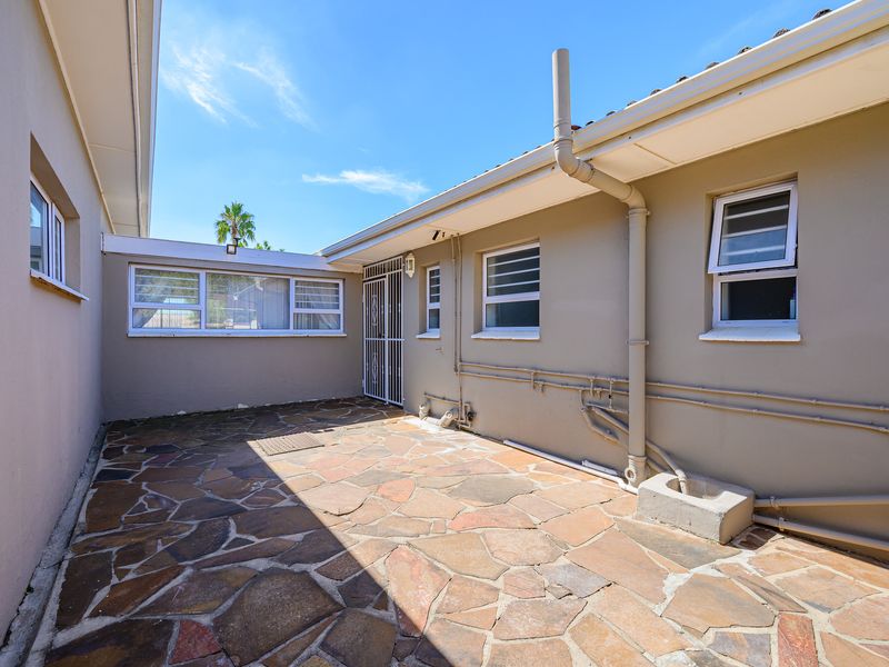 4 Bedroom house in Westerng - Photo 3