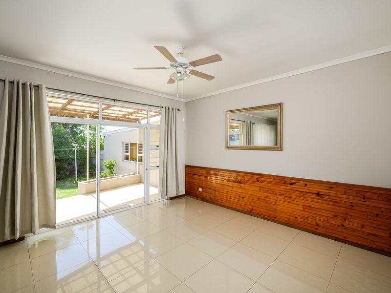 4 Bedroom house in Westerng - Photo 7