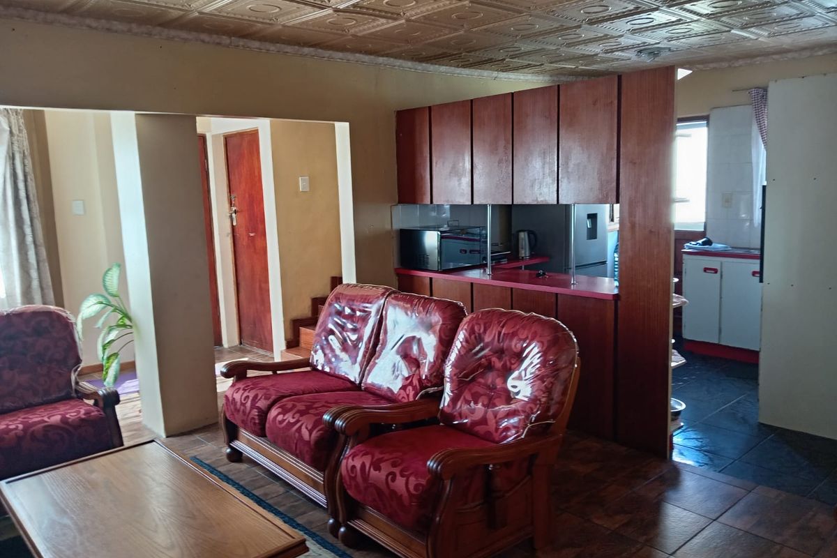 FOUR BEDROOM HOUSE FOR SALE IN MOTHERWELL - Photo 5