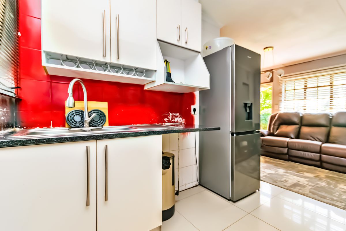 Discover This Neat Well Maintained 2 Bedroom Townhouse Perfect For Comfortable Living or Investment. - Photo 2