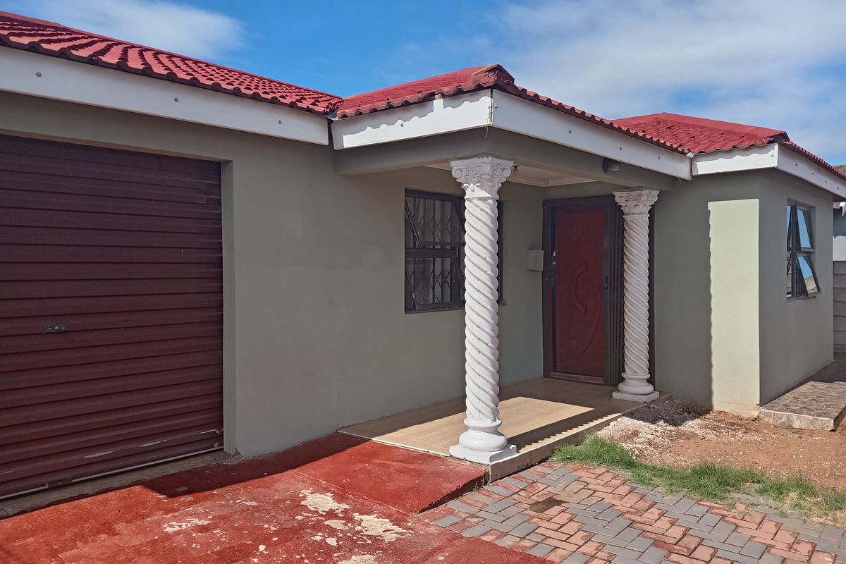 FOUR BEDROOM HOUSE FOR SALE IN MOTHERWELL NU6 - Photo 3