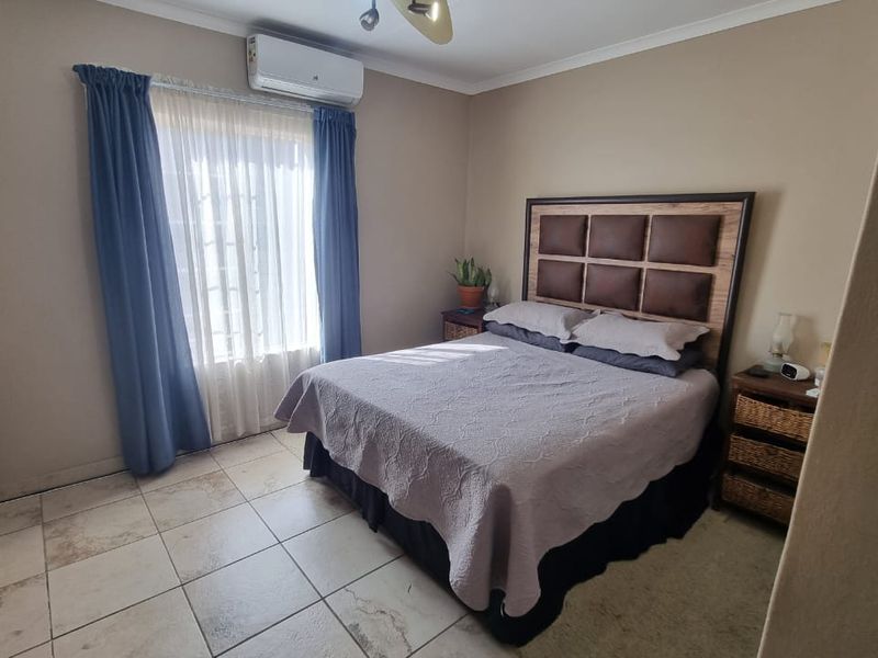 Modern Secure Living With Space And Comfort - Photo 8