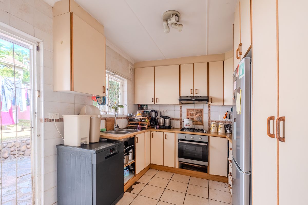 House Pending Sale In Durban North - Photo 3