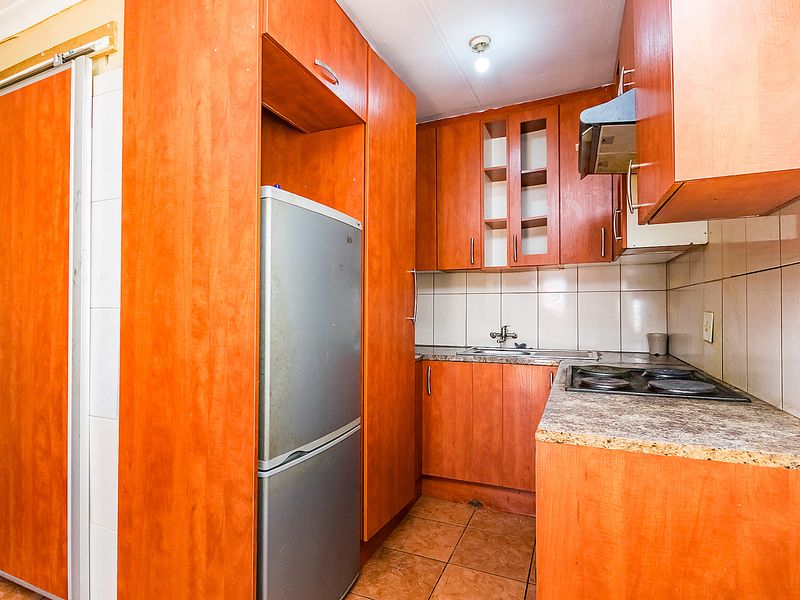 Investment Property For Sale in Protea Glen Ext 11 High Rental Income Potential ! - Photo 2