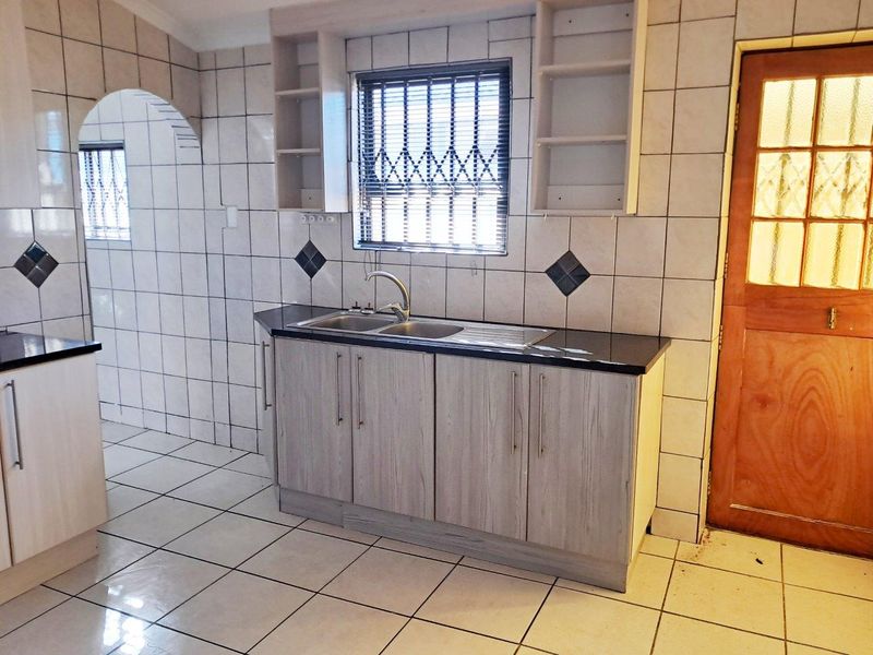 WESTERING 4 BED 3 BATH HOUSE WITH DOUBLE GARAGE FOR RENT - Photo 7