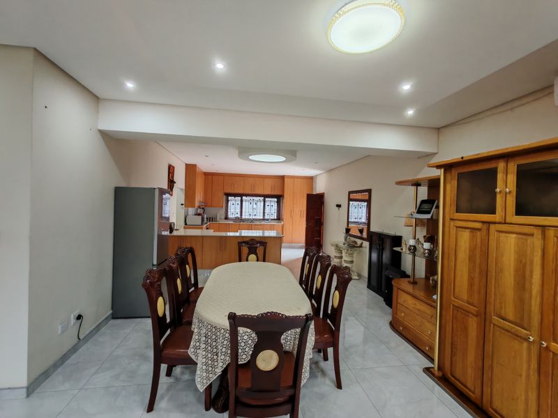 3 bedroom ground floor apartment on shared property - Photo 4