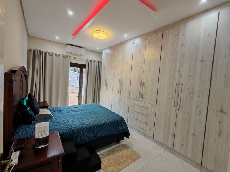 3 bedroom ground floor apartment on shared property - Photo 8