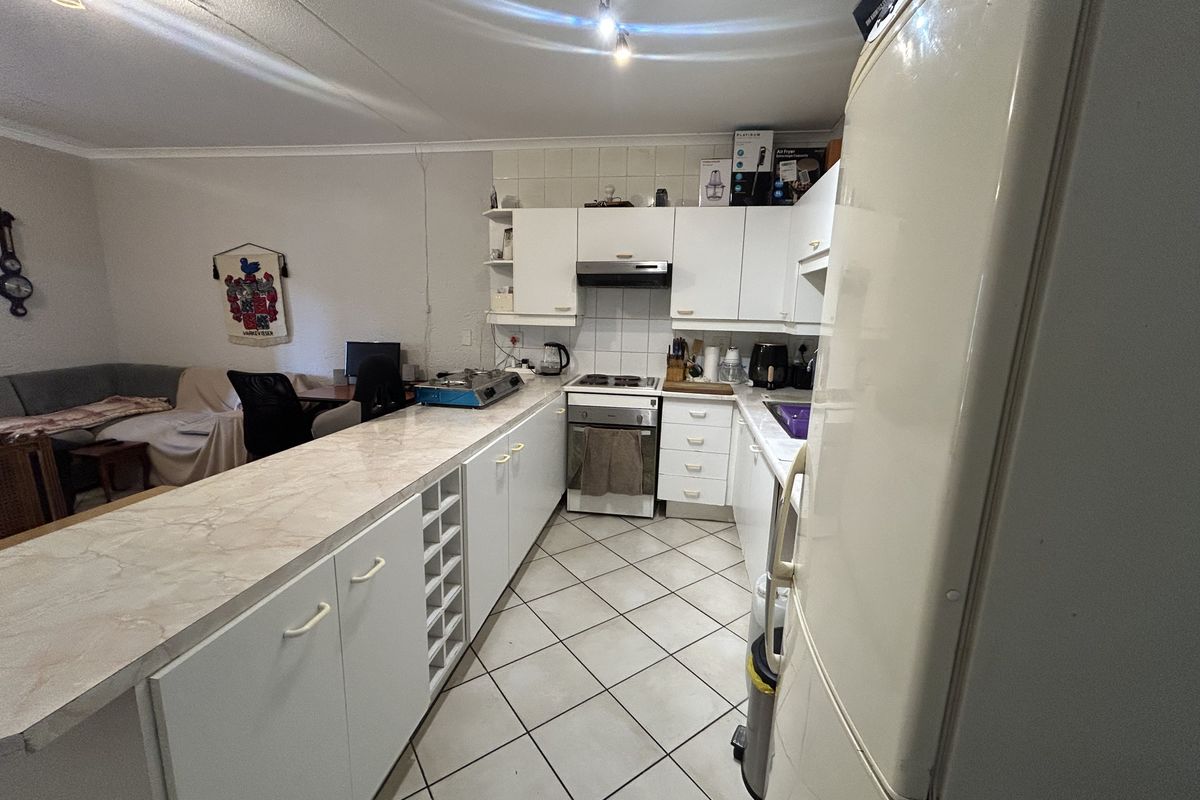 Modern Urban Living in the Heart of Morningside, Sandton - Photo 5