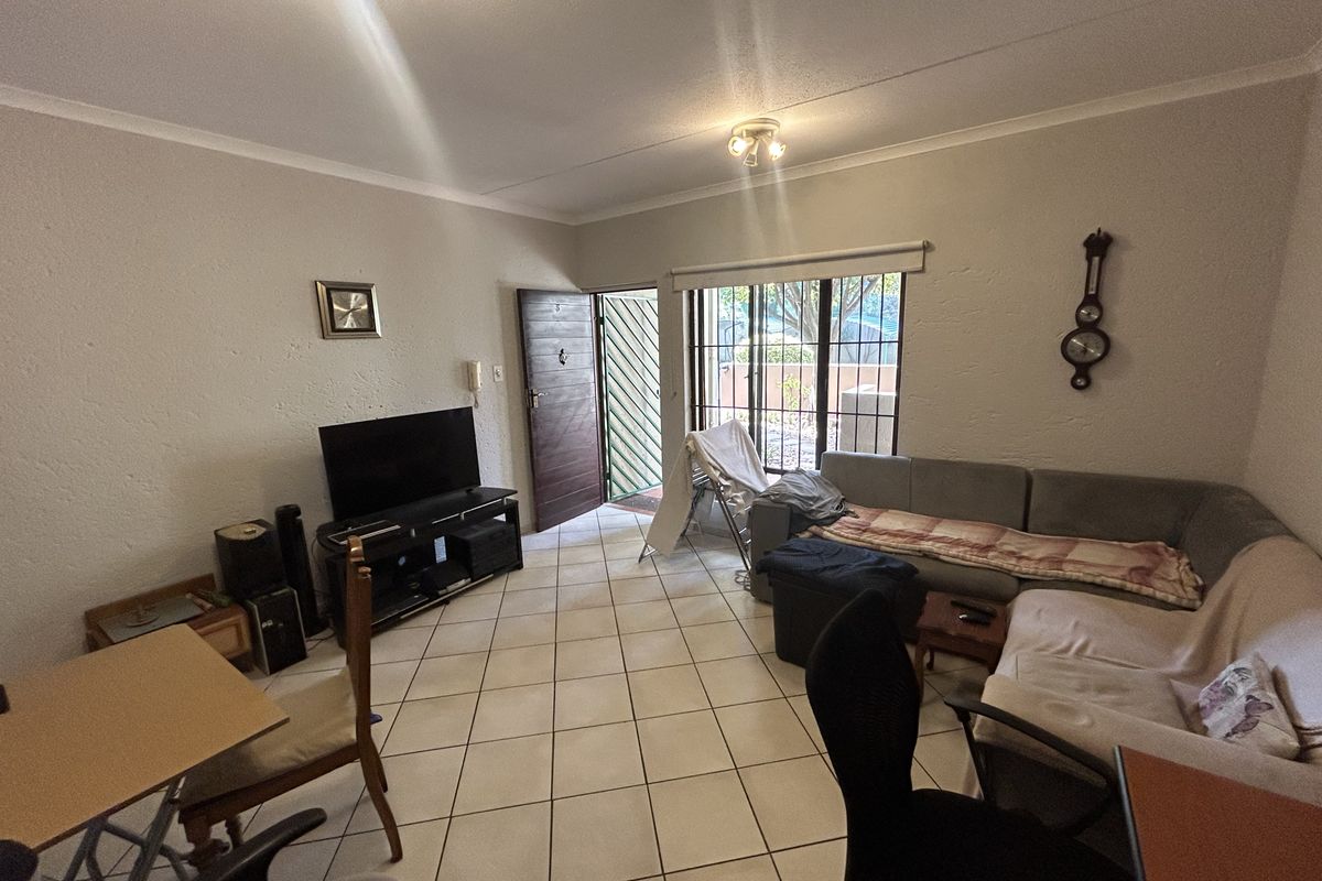 Modern Urban Living in the Heart of Morningside, Sandton - Photo 4