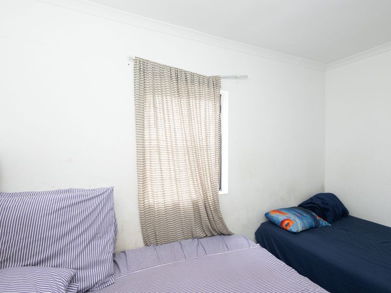 Stylish 2-bedroom apartment for sale in Townsend Estate, Goodwood—perfect for modern living! - Photo 5