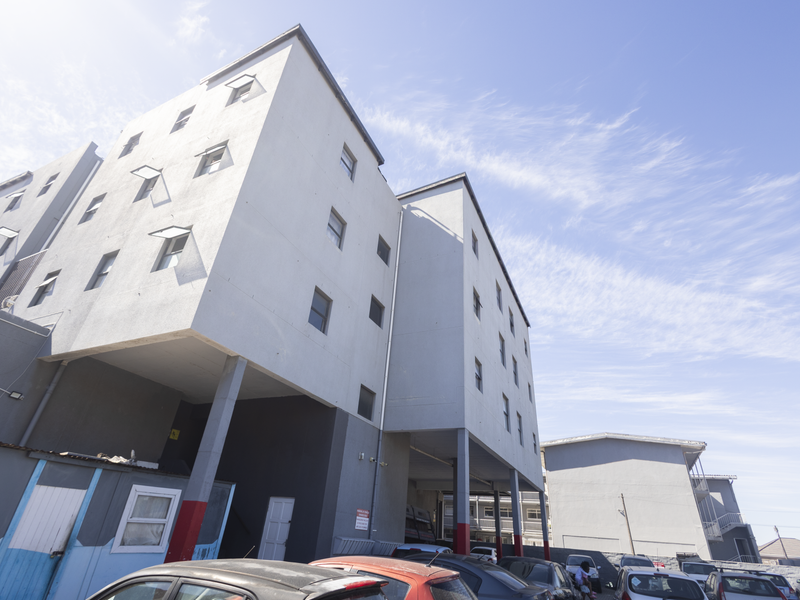 Stylish 2-bedroom apartment for sale in Townsend Estate, Goodwood—perfect for modern living! - Photo 8