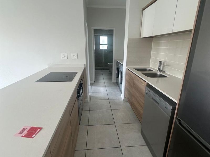 Sleek & Stylish Living – Modern 1-Bedroom Apartment at The Whisken - Photo 3