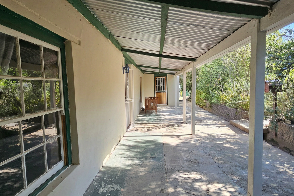 Historic Charm Meets Comfort – 2-Bedroom Cottage in Swellendam - Photo 3