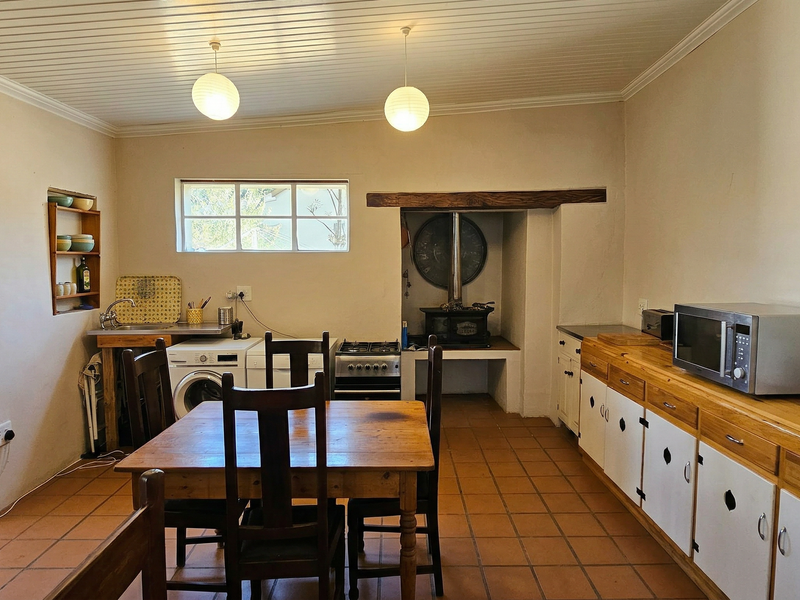 Historic Charm Meets Comfort – 2-Bedroom Cottage in Swellendam - Photo 7