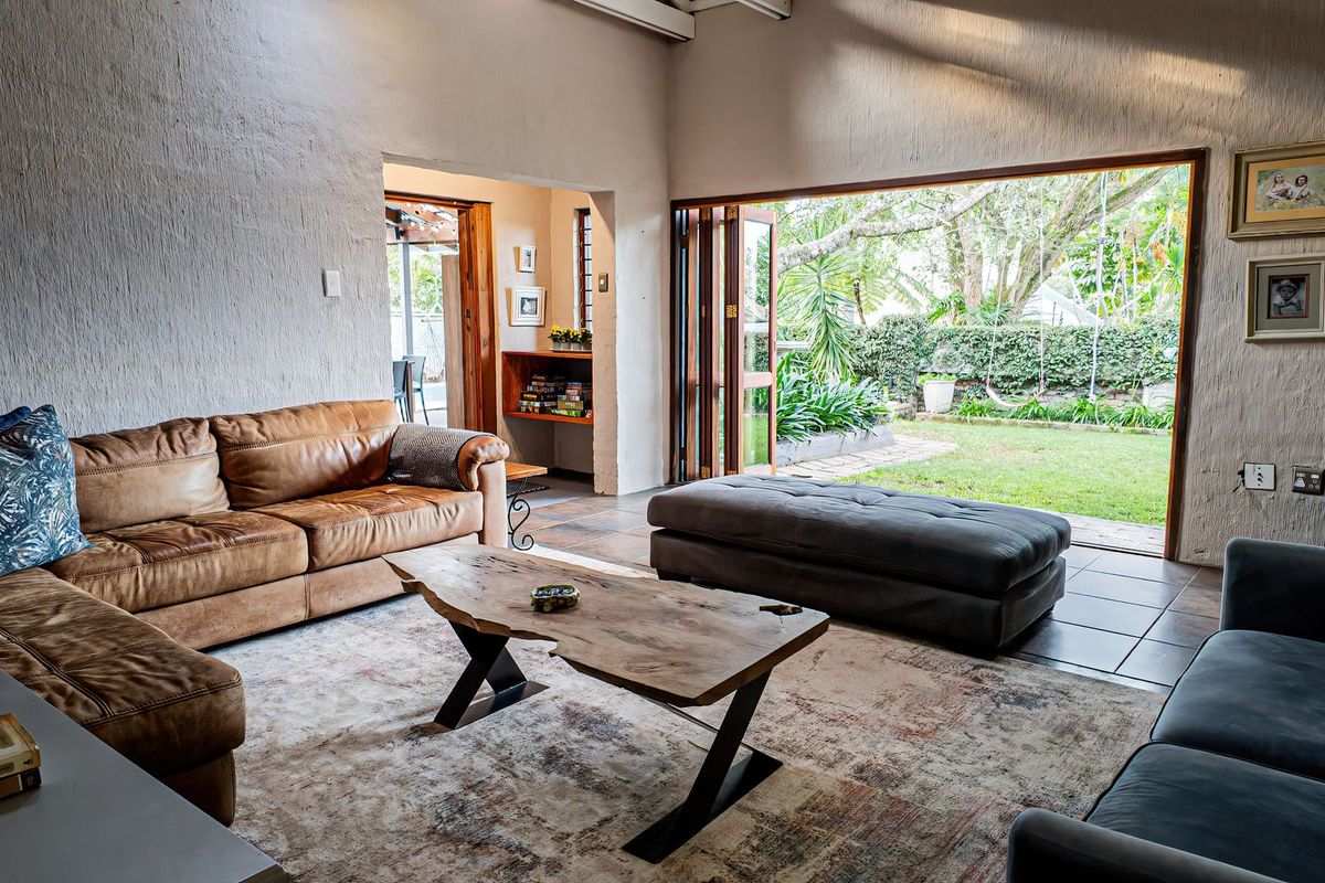 Architectural Elegance Meets Modern Family Living in a Prime Cul-de-Sac Location - Photo 5