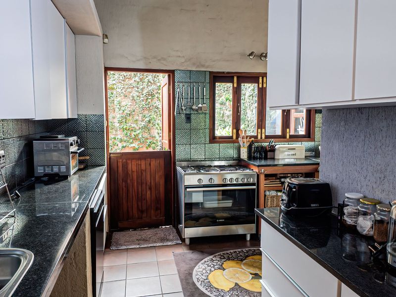 Architectural Elegance Meets Modern Family Living in a Prime Cul-de-Sac Location - Photo 9