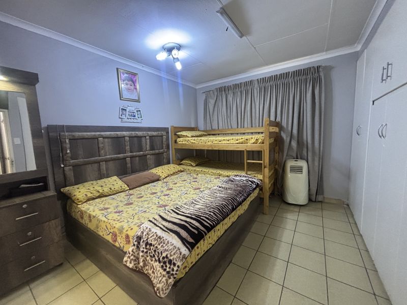 Town house or Sale - Photo 7