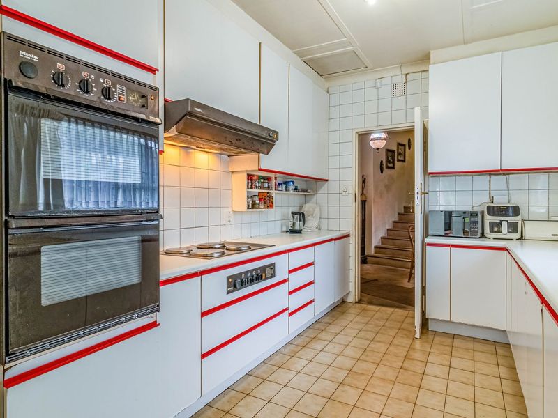 Harcourts Non-Distressed, Auction Platform: - Photo 2