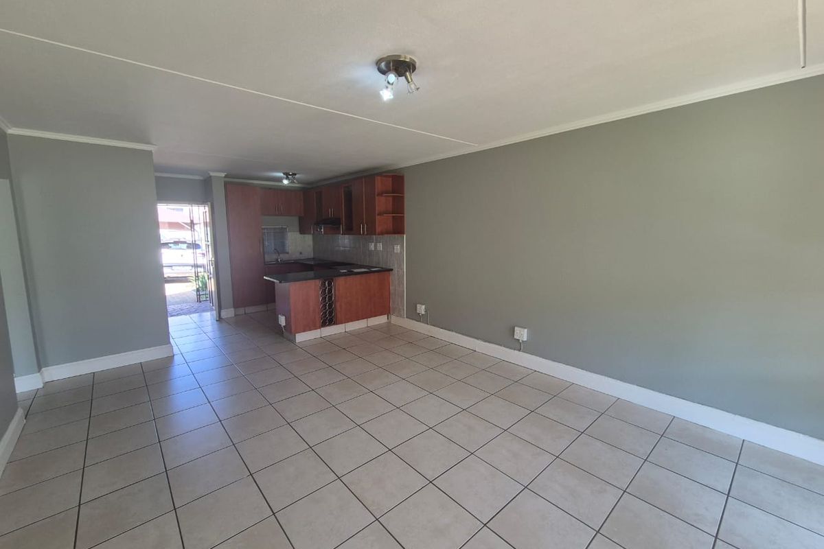 Ideal for All Ages – Effortless Ground Floor Living - Photo 4