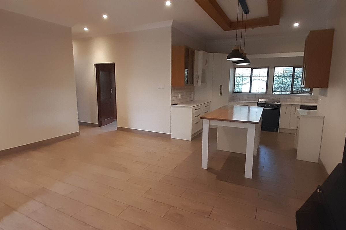 Sassy, Secure - Photo 5