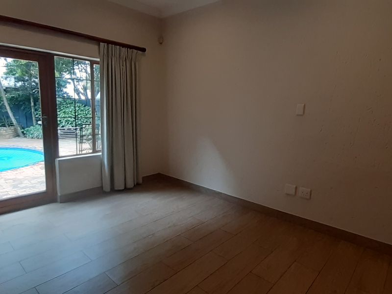 Sassy, Secure - Photo 9