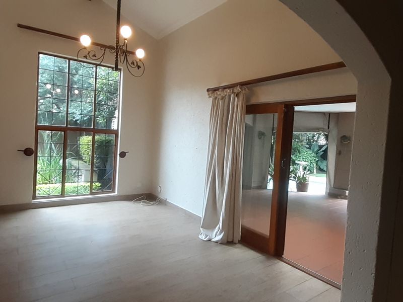 Sassy, Secure - Photo 8