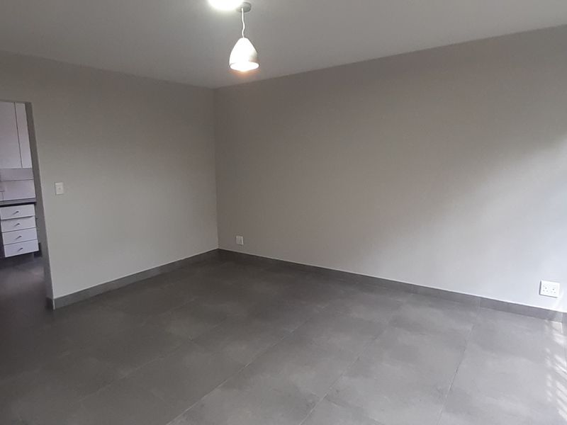 Modern, Secure Living - Photo 7