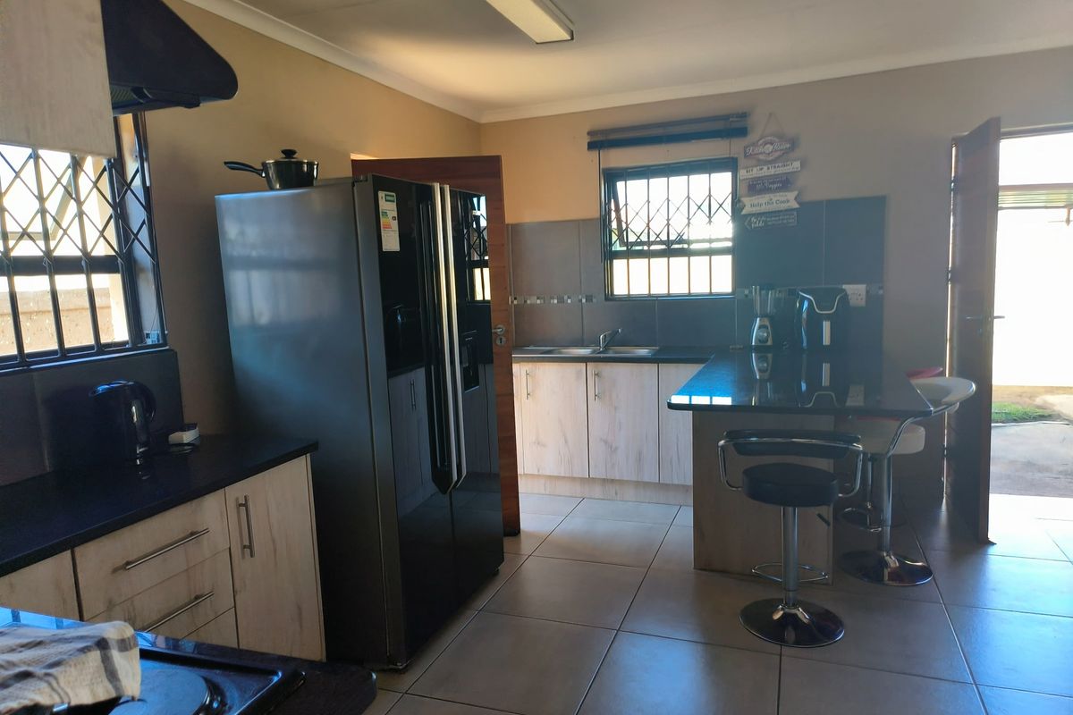 Three Bedroom Specious and Functional Perfect Family Home For Sale in Ellaton - Photo 5