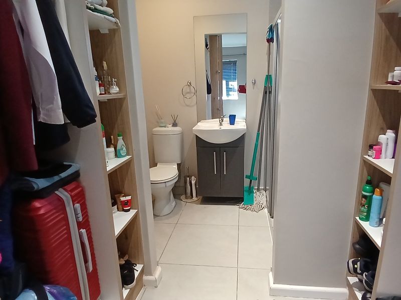 HOME TO LET IN FAIRVIEW - Photo 10