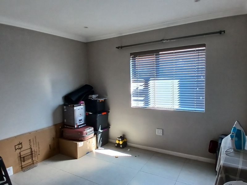 HOME TO LET IN FAIRVIEW - Photo 9