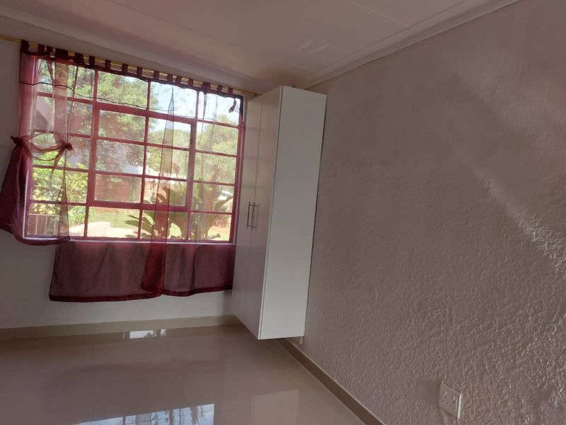 Move into a newly renovated home. - Photo 5