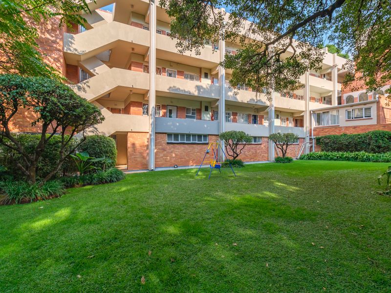 Spacious 3-Bedroom Apartment to Rent in Illovo – Prime Location - Photo 5