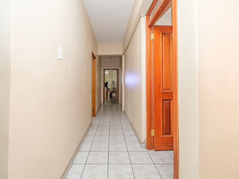 Spacious 3-Bedroom Apartment to Rent in Illovo – Prime Location - Photo 8