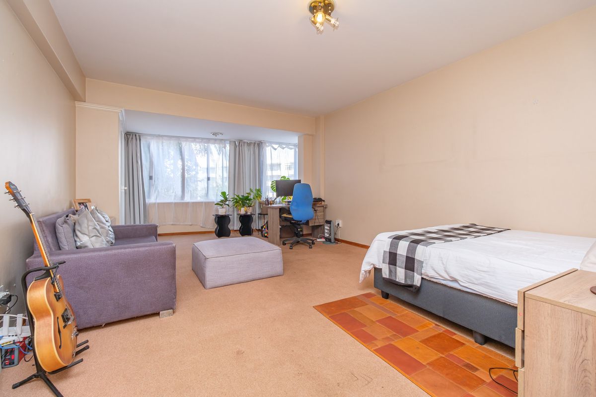 Spacious 3-Bedroom Apartment to Rent in Illovo – Prime Location - Photo 4