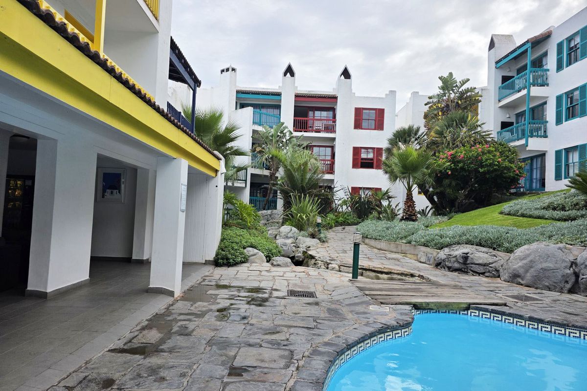 A 2 bedroom apartment in Athenian Cascades Mykonos - Photo 3