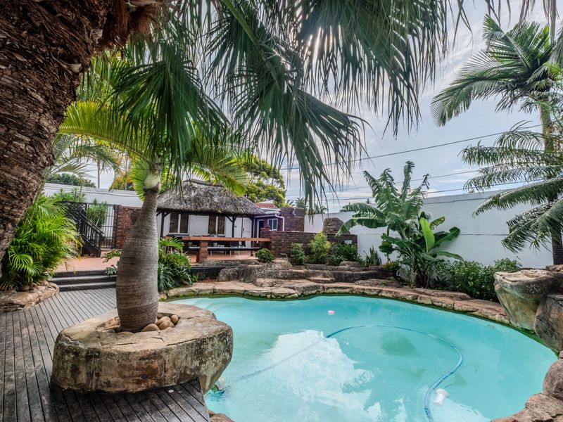 Luxury Living Designed for Large Families in the Heart of Durban North - Photo 5