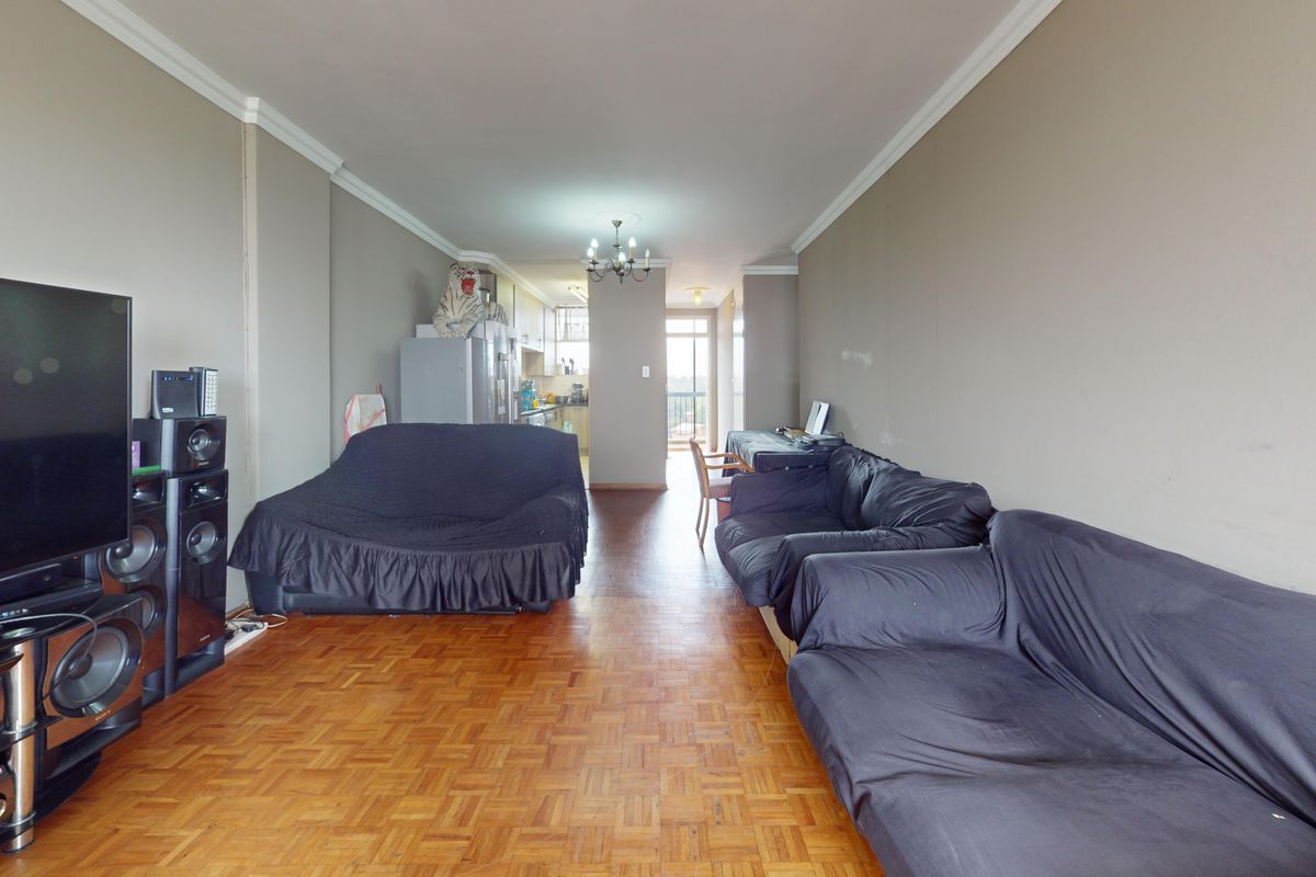 2 Bedroom Apartment for Sale in Denlee – Pool, Secure Complex & Great Location - Photo 5